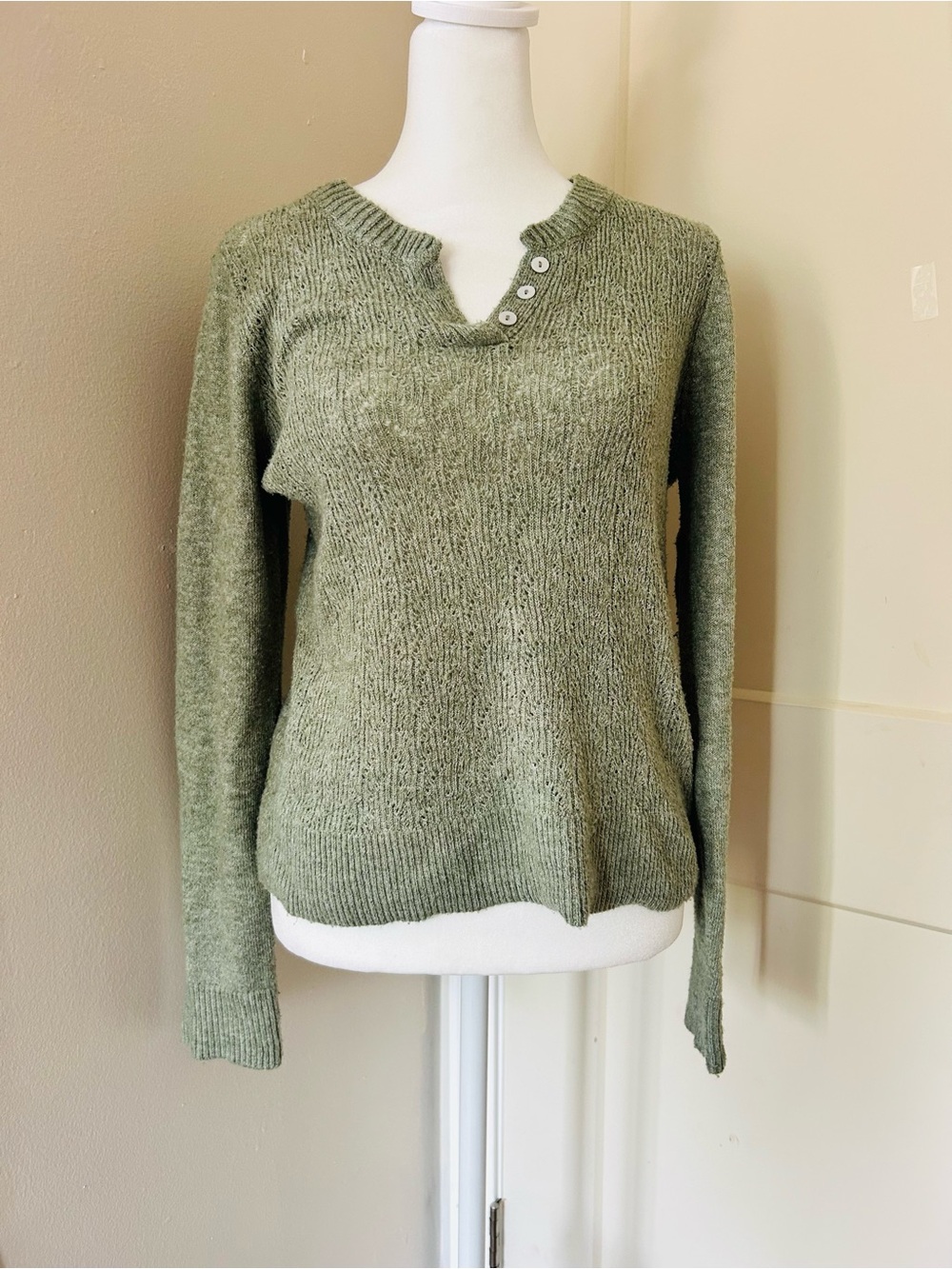 Market Spruce Green V-Neck Button Pullover Sweater Medium